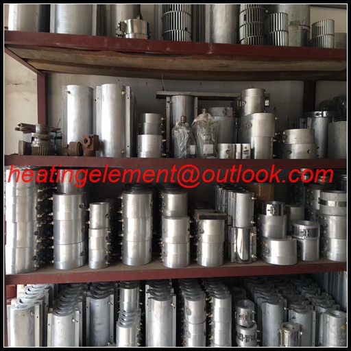 Ceramic heater